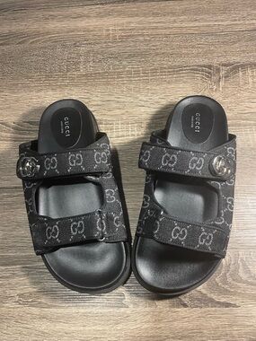 Ladies black canvas Birkenstock style sandals